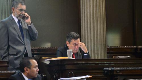 Sindicalistas proponen incrementar Q20 mil al salario de los diputados