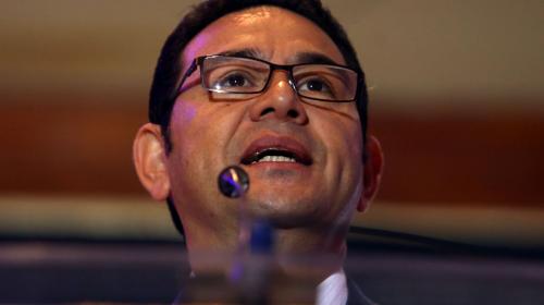 Presidente asegura que alojamiento en hotel de lujo fue una “cortesía“