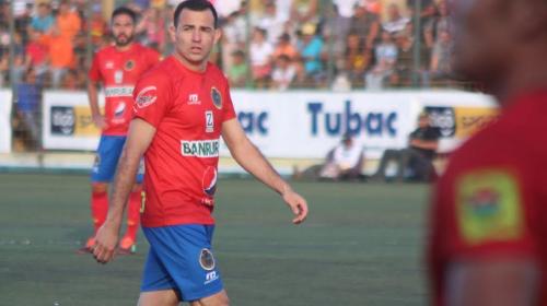 Marco Pappa regresó a las prácticas de Municipal 