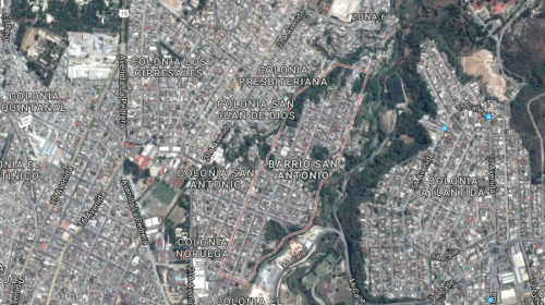 Retumbos en el suelo alertan a vecinos del Barrio San Antonio