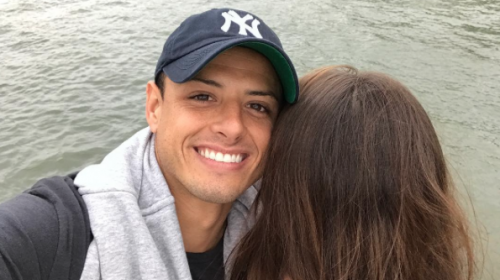"El Chicharito" Hern&aacute;ndez publica las primeras fotos junto a su novia