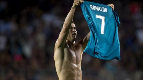 Con autogol de Piqu&eacute; y un hombre menos el Real Madrid le gana al Bar&ccedil;a