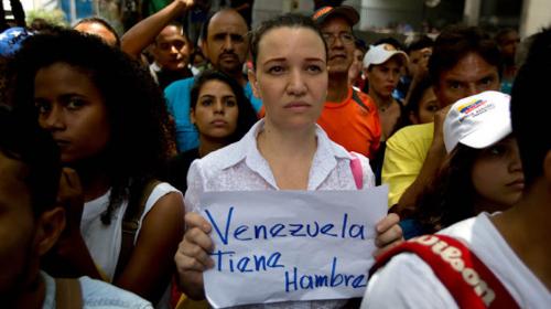 Venezolanos pierden 20 libras en promedio por escasez de alimentos