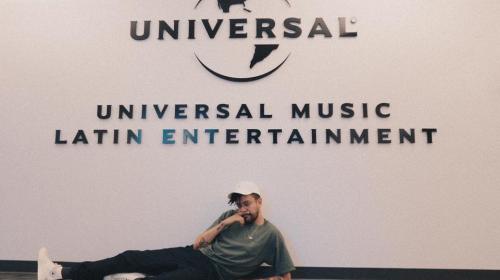 Artista guatemalteco firma contrato con la disquera Universal Music 