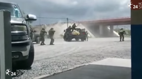 Impresionante enfrentamiento entre narcos y militares en M&eacute;xico