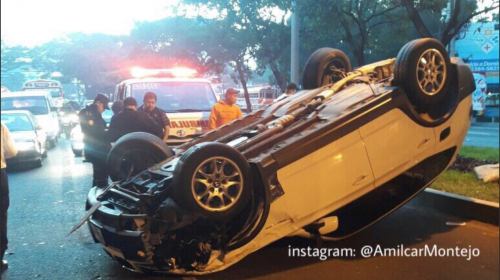Madrugada de accidentes: percances dejan da&ntilde;os y heridos
