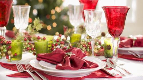 As&iacute; puedes decorar tu mesa para la cena de Noche Buena