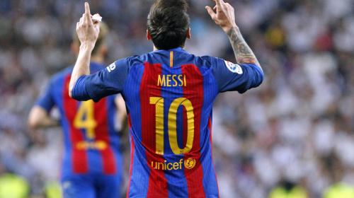 Messi renueva contrato con el Barcelona