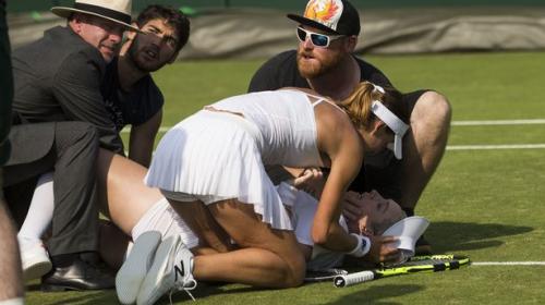 Escalofriante lesi&oacute;n de una tenista en Wimbledon 