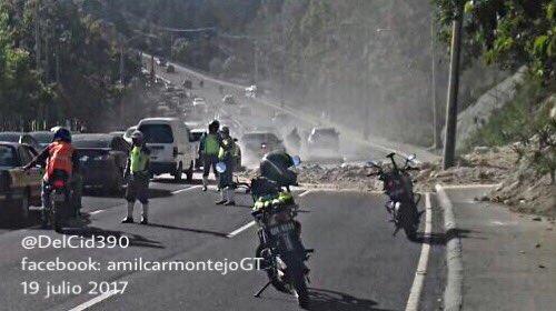 Derrumbe en Vista Hermosa genera complicaciones de tr&aacute;nsito