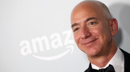Estas son las extravagancias del nuevo hombre m&aacute;s rico del mundo