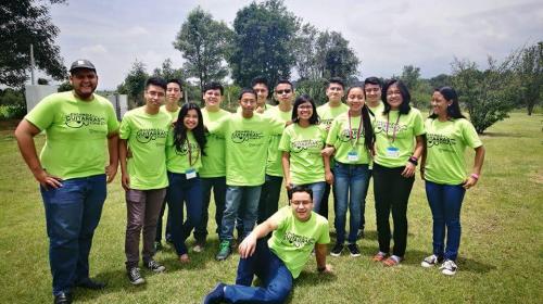 Guitarristas de zona 21 brillan con su talento en festival de M&eacute;xico