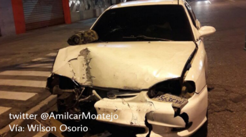 Piloto ebrio choca y abandona su vehículo en zona 12