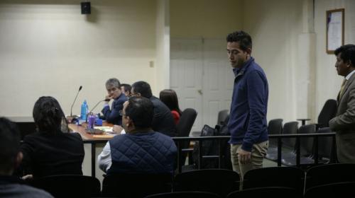 Juez regaña al hijo de Jimmy en plena audiencia