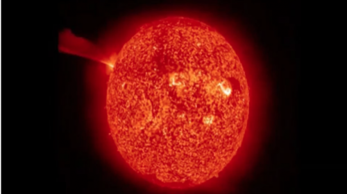 Sat&eacute;lite registra en video una enorme explosi&oacute;n solar