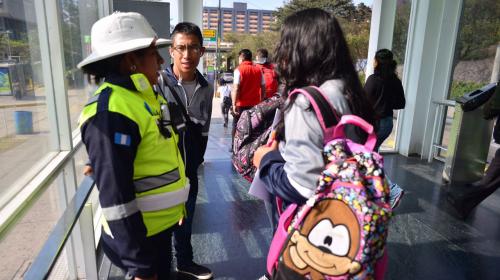 Capturan a un hombre que acosó a una adolescente en el Transmetro 