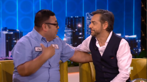 El migrante guatemalteco que es el mejor amigo de Eugenio Derbez