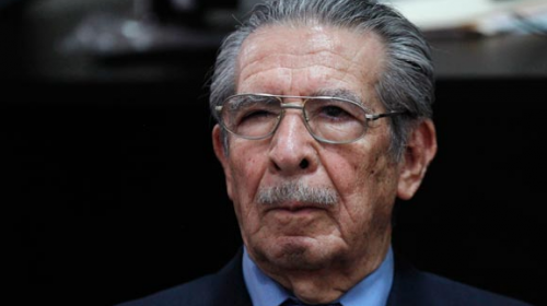 Efra&iacute;n R&iacute;os Montt enfrentar&aacute; juicio especial por caso de Las Dos Erres