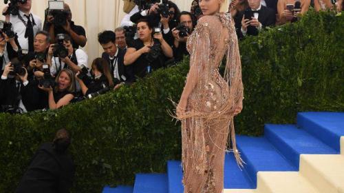 La selfie prohibida del MET Gala 2017 que se public&oacute; en redes