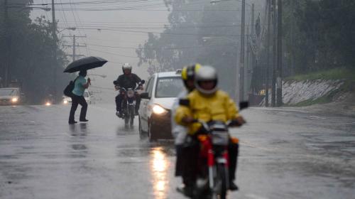 Depresi&oacute;n tropical podr&iacute;a incrementar las lluvias en Guatemala