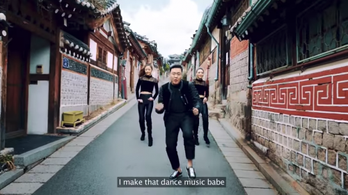 El rapero Psy vuelve a lo grande y millones lo disfrutan en YouTube