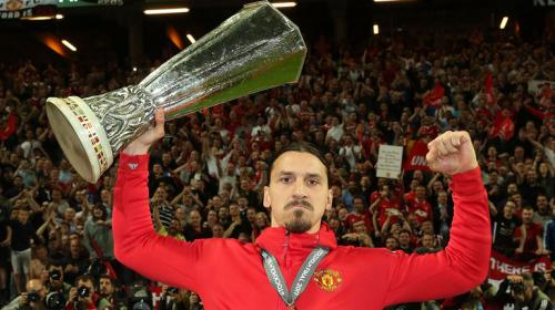 Zlatan Ibrahimovic se recupera de manera sorprendente de su lesión