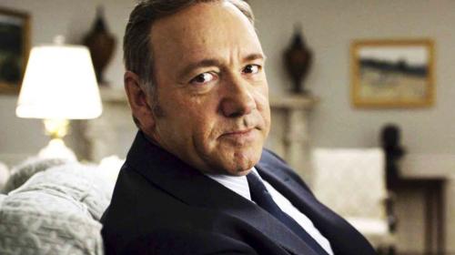Equipo de "House of Cards" acusa a Kevin Spacey de acosos sexuales