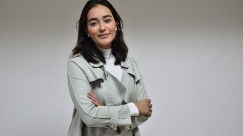 Dise&ntilde;adora aconseja c&oacute;mo vestir para asistir a un Fashion Show