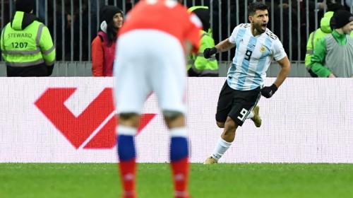 Sin la magia de Messi, Argentina le gana a Rusia sobre la hora