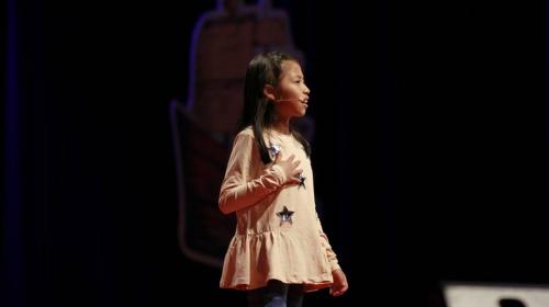 Niña lectora: “Hogar que no tiene libros, es cuerpo que no tiene alma”