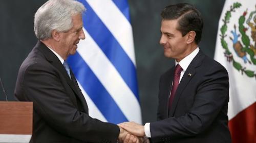 Pe&ntilde;a Nieto confunde el pa&iacute;s del presidente de Uruguay y recibe burlas