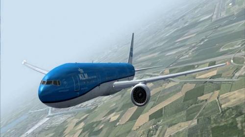 Aterrador momento en que un rayo impacta sobre un avión en pleno vuelo