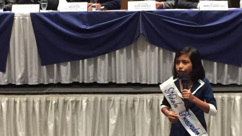 Niña reclama que Jimmy no atendiera firma de acuerdo por la niñez