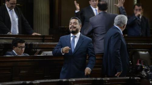 Javier Hern&aacute;ndez organiz&oacute; la reuni&oacute;n de diputados en Casa Presidencial