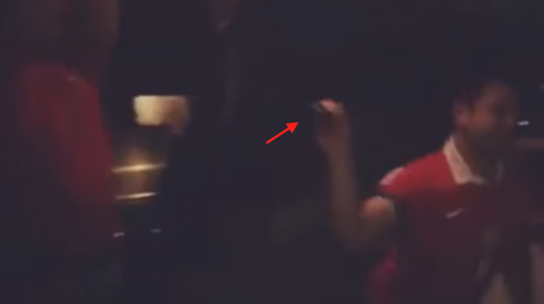 Descarga su furia con un televisor tras la eliminaci&oacute;n de su selecci&oacute;n