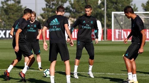 Cristiano Ronaldo hace un humillante t&uacute;nel a este jugador del Madrid