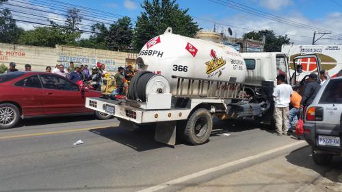 El dramático momento en que rescatan a un hombre luego de un accidente