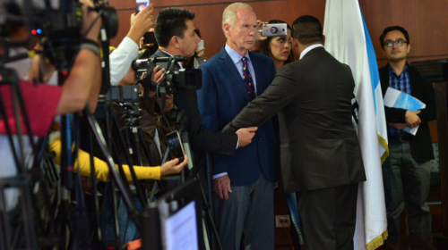 MP ratifica antejuicio contra Álvaro Arzú por caso "Caja de Pandora"