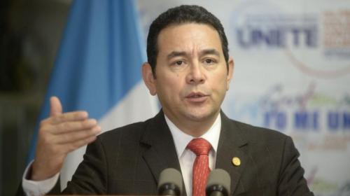Jimmy Morales asegura que respetará a los manifestantes