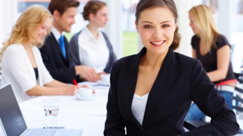 Los peinados que te har&aacute;n lucir "chic" en la oficina