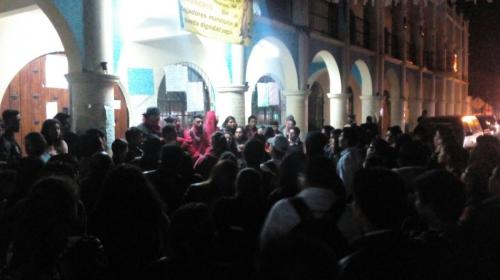 Estudiantes de USAC piden remoci&oacute;n de dos diputados