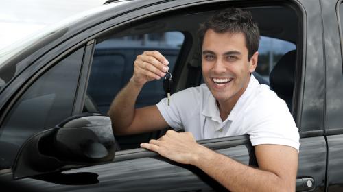 ¿Quieres cambiar de carro? 5 tips para ahorrar dinero en tu compra