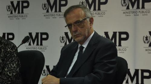 Visa de Iv&aacute;n Vel&aacute;squez est&aacute; por vencer, esto podr&iacute;a hacer Canciller&iacute;a