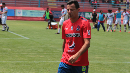 Marco Pappa habla sobre el escupitajo: “Uno pierde la cabeza a veces”