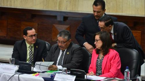 De 30 candidatos a Fiscal General, solo continúan 14, ¿quiénes son?