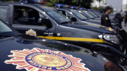 Capturan a tres agentes de la PNC por infringir la Ley Seca