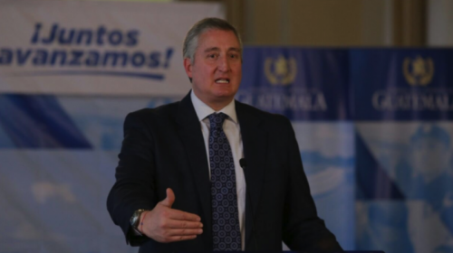 Agentes asignados a CICIG permanecen retenidos en la PNC