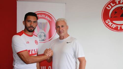 Delantero jutiapaneco presentado en el fútbol de Kosovo