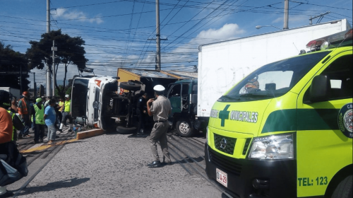 Tr&aacute;fico hacia el sur de la ciudad est&aacute; casi paralizado