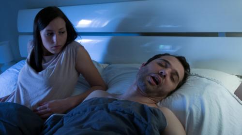 Con esta sencilla t&eacute;cnica le dir&aacute;s adi&oacute;s a los molestos ronquidos